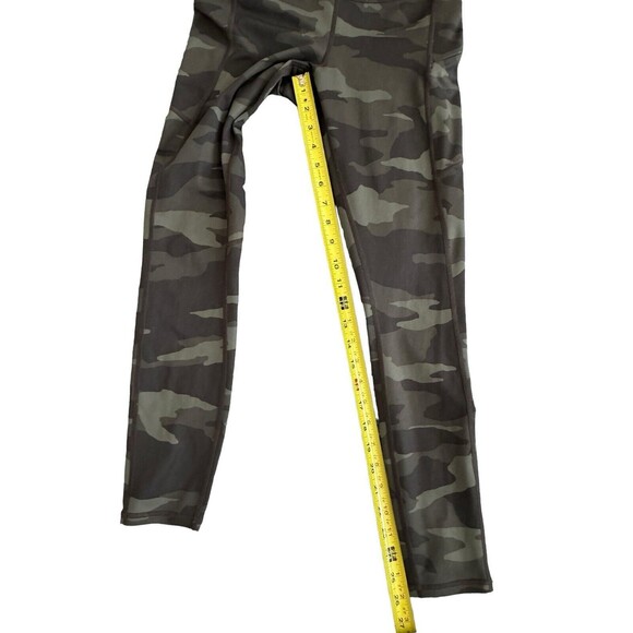 ATHLETA Olive Camo Contender 7/8 Tight Leggings Size XS - Picture 4 of 6